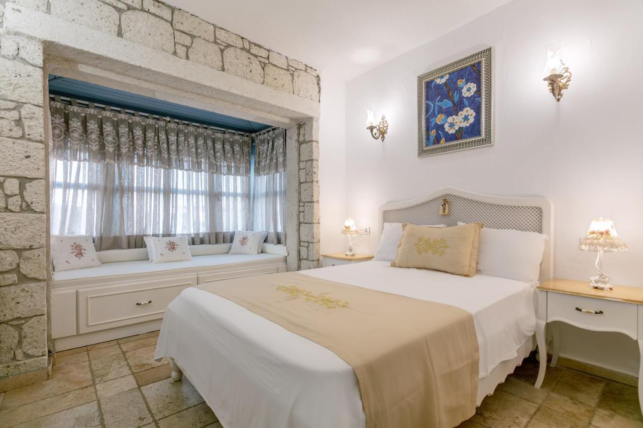 Villa Fora Hotel Alacatı Bagian luar foto