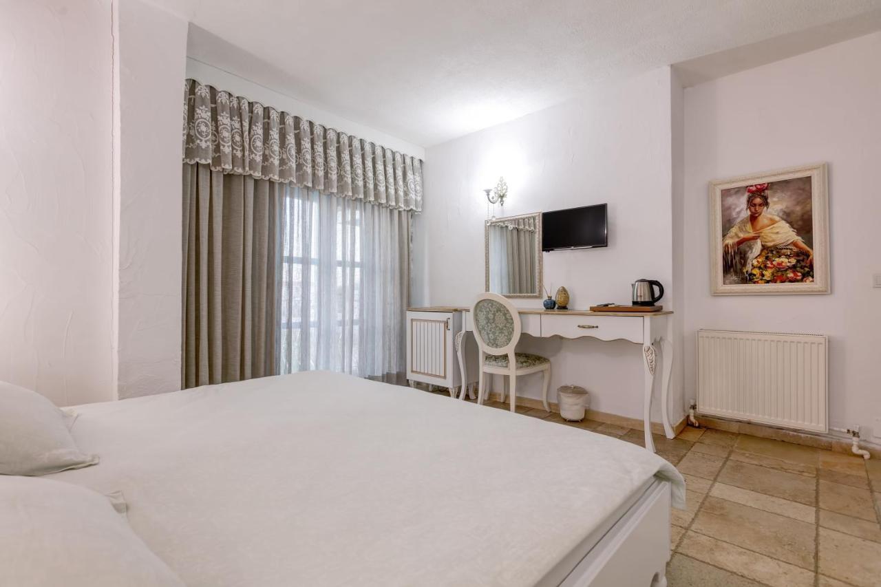 Villa Fora Hotel Alacatı Bagian luar foto